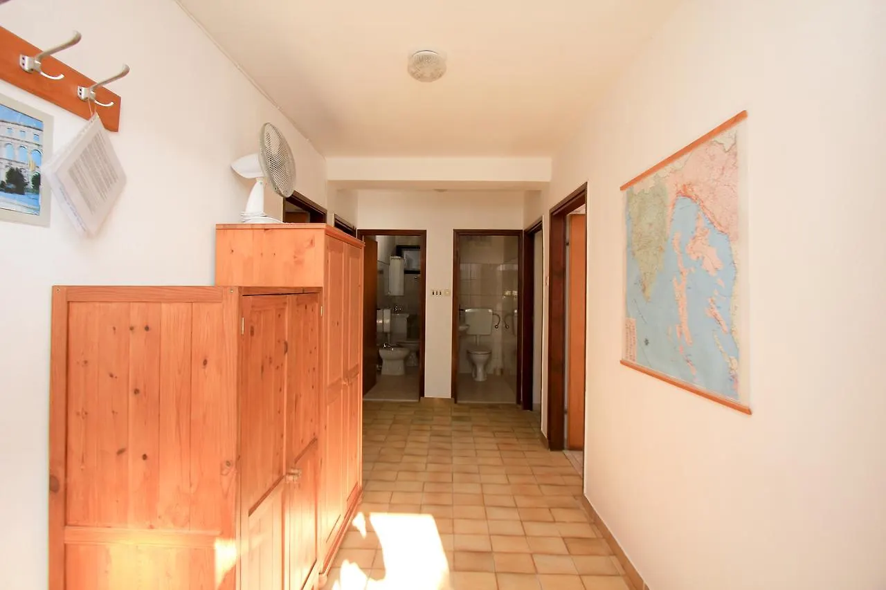 Apartments Flora Pjescana Uvala Hırvatistan
